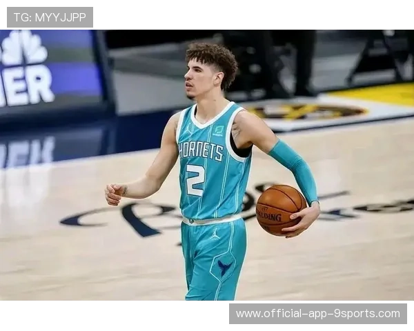 拉梅洛关键助攻到位，黄蜂完成反超，黄蜂队拉梅洛